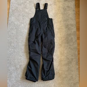 Insulated 686 ski and snowboard snow bib pant